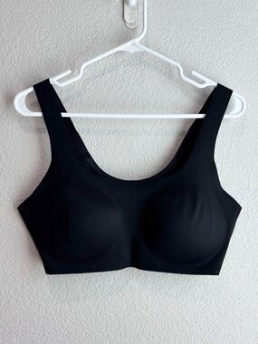 Victoria Sport Victoria’s Secret Black Seamless Pull On Sports Bra Black XL